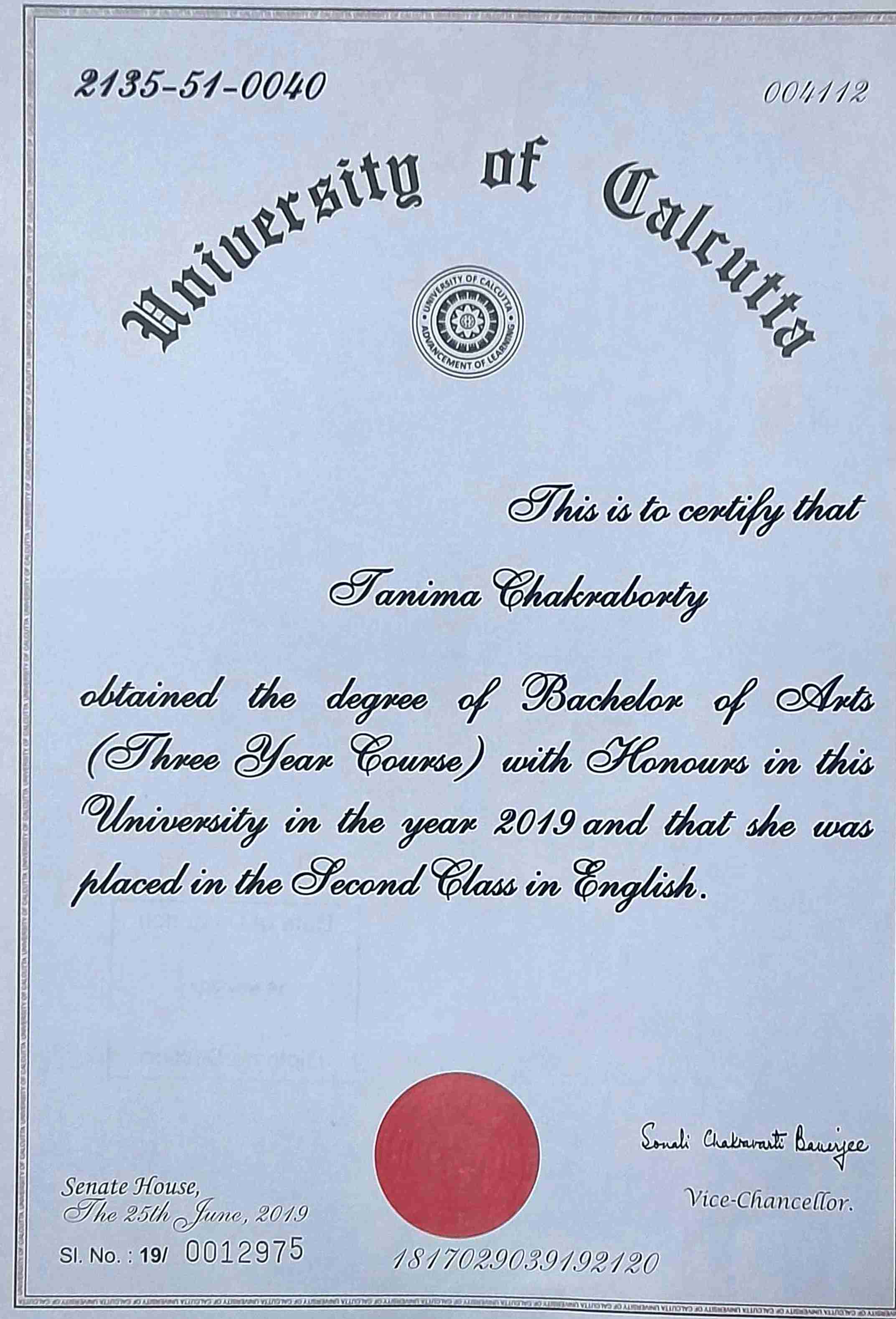 6. For applicants residing abroad, any document attesting aptitude in English (for ex.: TOEFL, English Language Certificate, Attestation of English study or courses completed in English with corresponding grades / transcripts...).