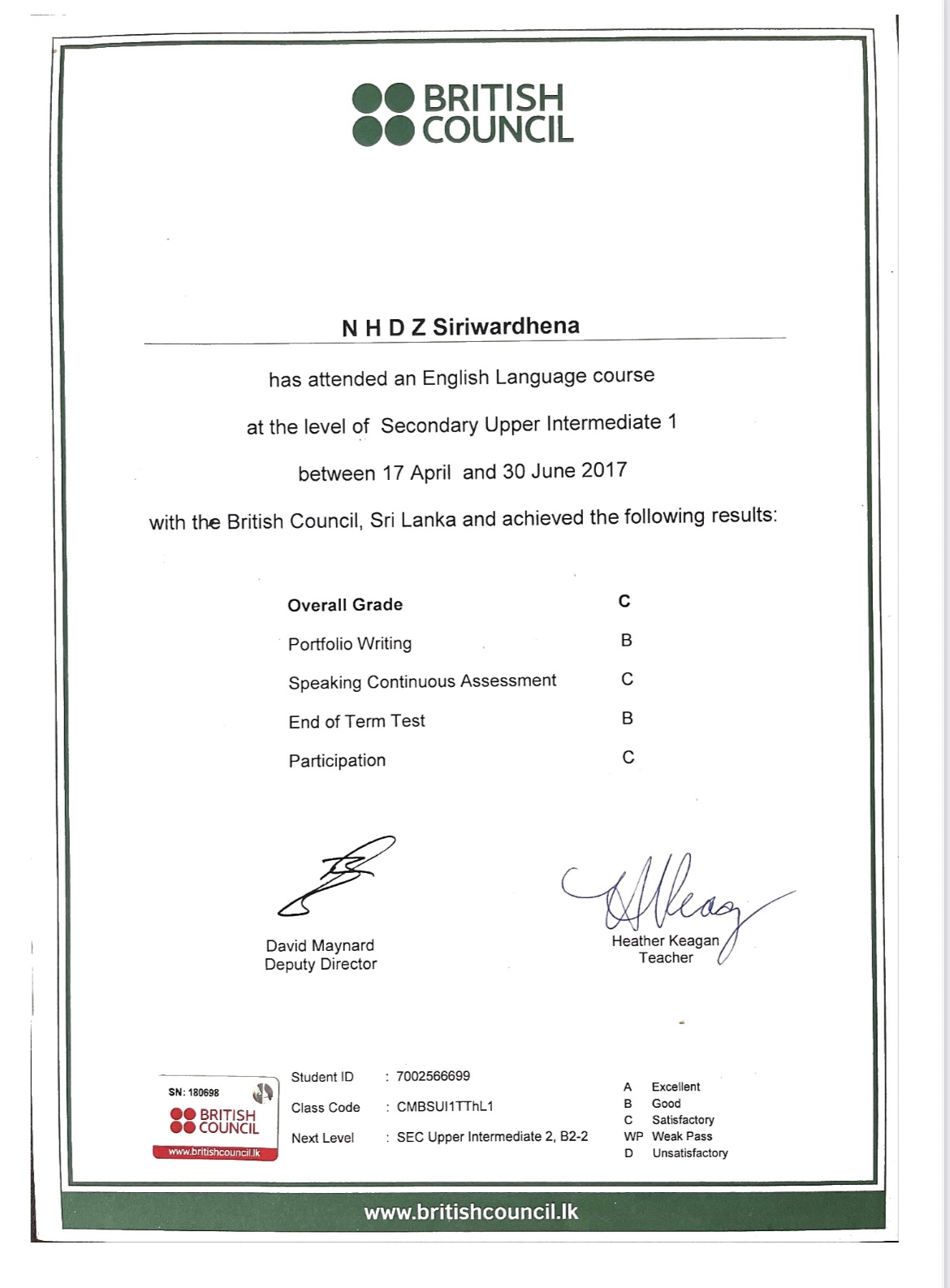 6. For applicants residing abroad, any document attesting aptitude in English (for ex.: TOEFL, English Language Certificate, Attestation of English study or courses completed in English with corresponding grades / transcripts...).